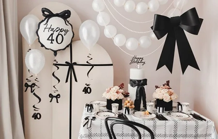 Obrus z kokardkami, mix kolorów, 180x120 cm