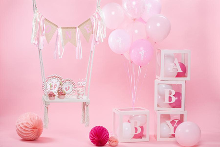 Talerzyk papierowy Baby Shower Stópki różowy 6szt.