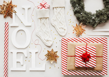 Zawieszki dekoracyjne Śnieżynki, złoty, 15-25cm