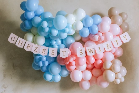 Baner ''Chrzest Święty'', 2 m, jasny różowy